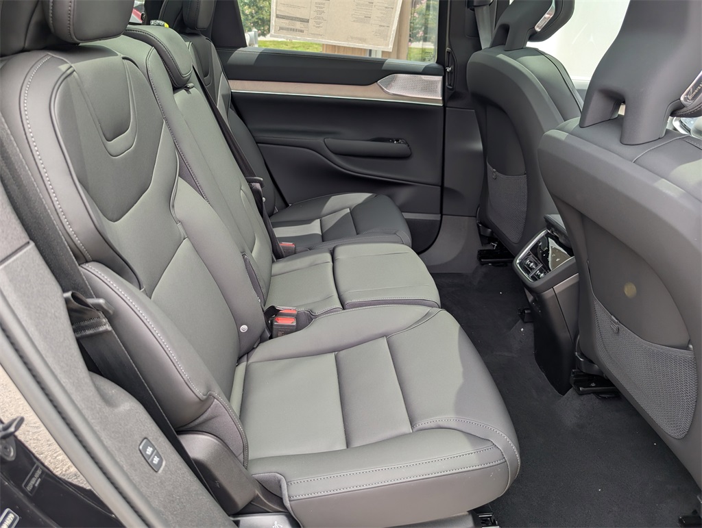2025 Volvo EX90 Twin Motor Ultra photo 4