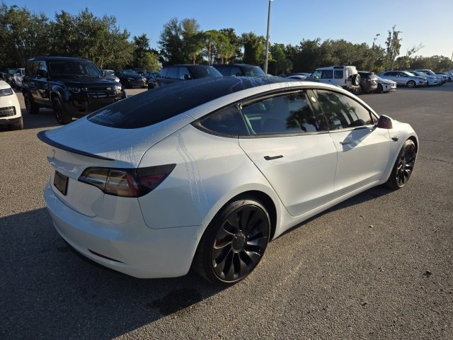 2022 Tesla Model 3 Performance photo 4