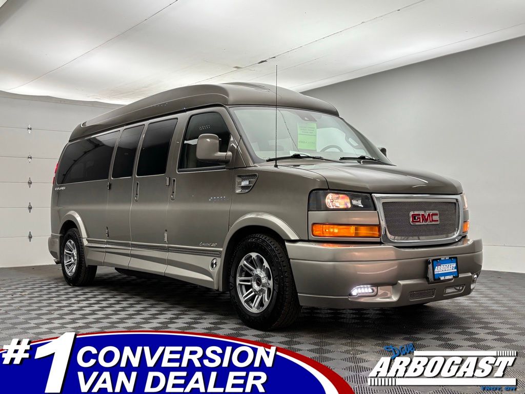 2019 GMC Savana LT's photo