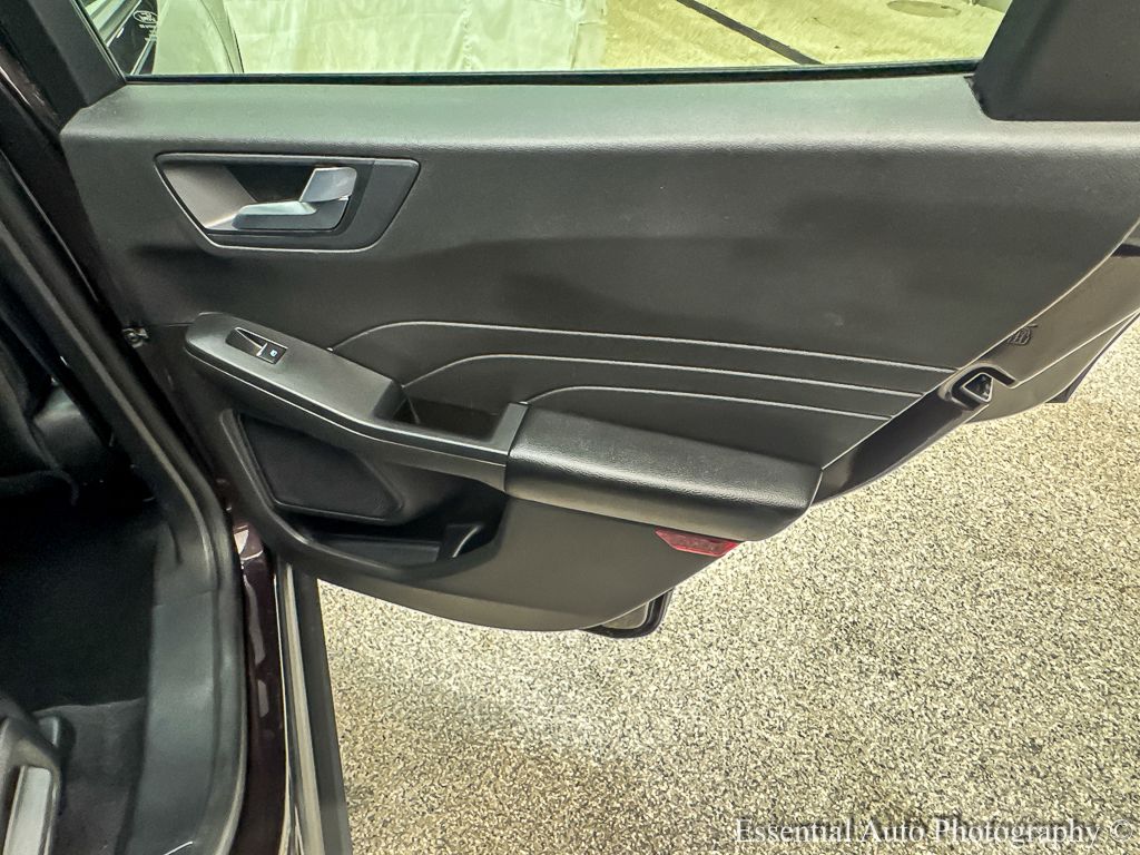 2023 FORD ESCAPE - Image 24