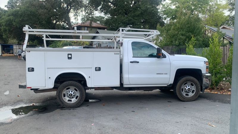 2016 Chevrolet Silverado 2500HD Work Truck photo 2