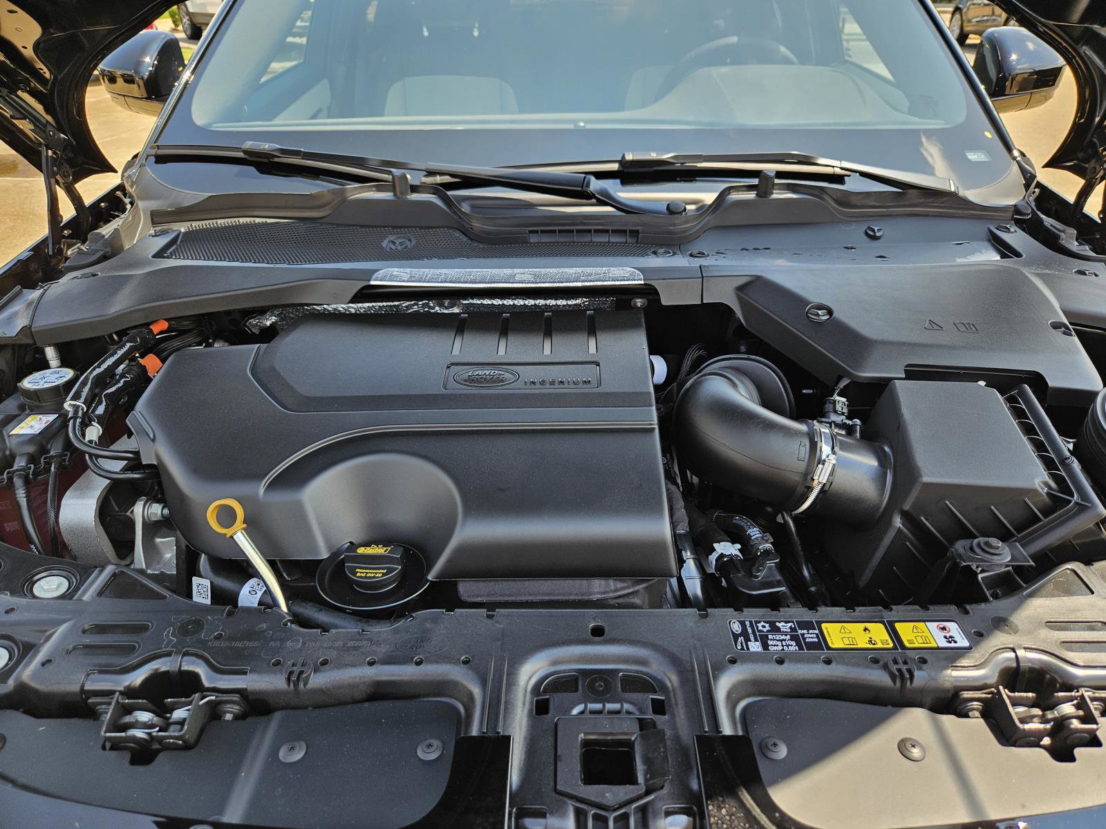 2026 Land Rover Range Rover Evoque Dynamic SE photo 9
