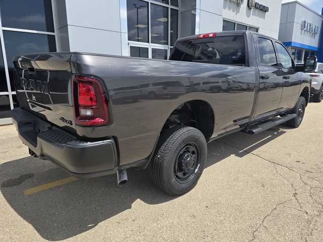 2025 Ram 2500 Tradesman photo 4