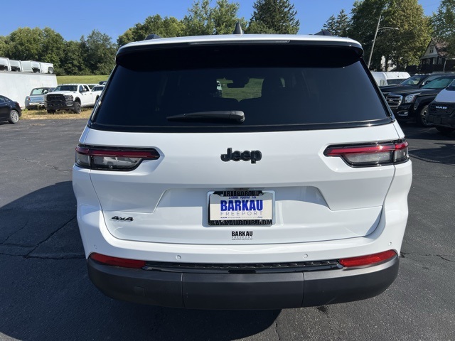 2025 Jeep Grand Cherokee L photo 4