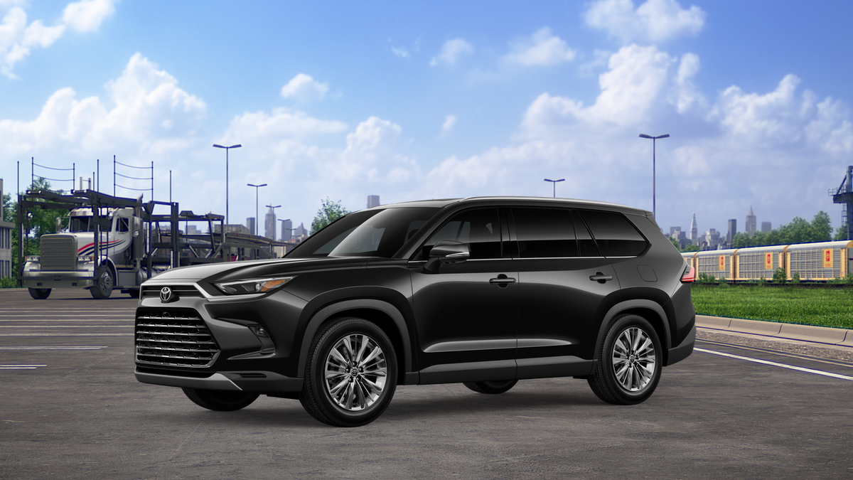 2026 Toyota Grand Highlander Platinum AWD photo 2