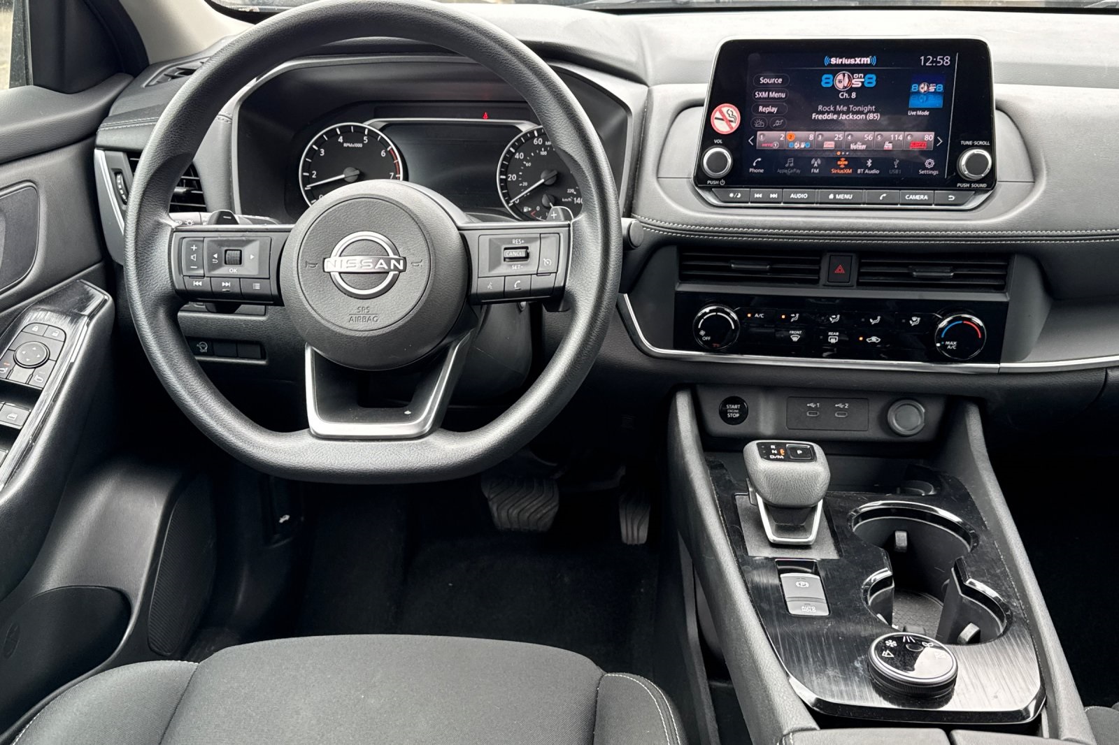 2024 Nissan Rogue S photo 13