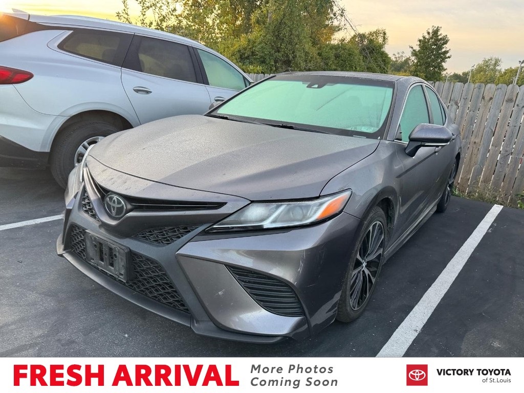 2018 Toyota Camry SE