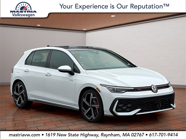 2025 Volkswagen Golf GTI SE's photo