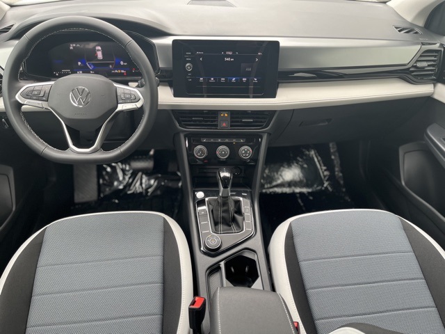 2025 Volkswagen Taos S photo 4