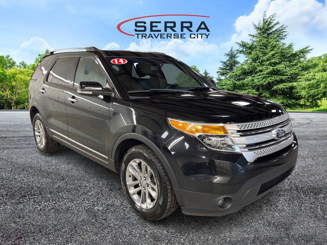 2014 Ford Explorer XLT photo 2