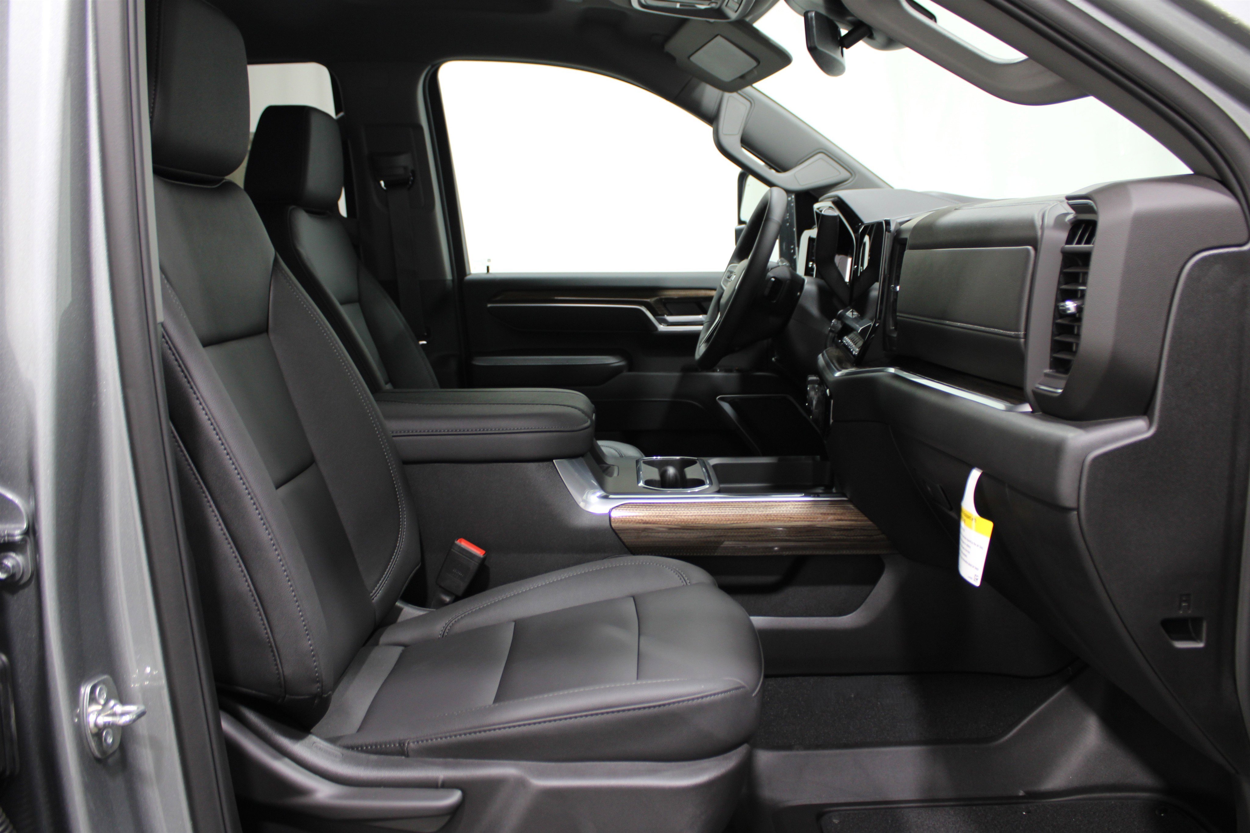 2025 Chevrolet Silverado 2500HD LT photo 20