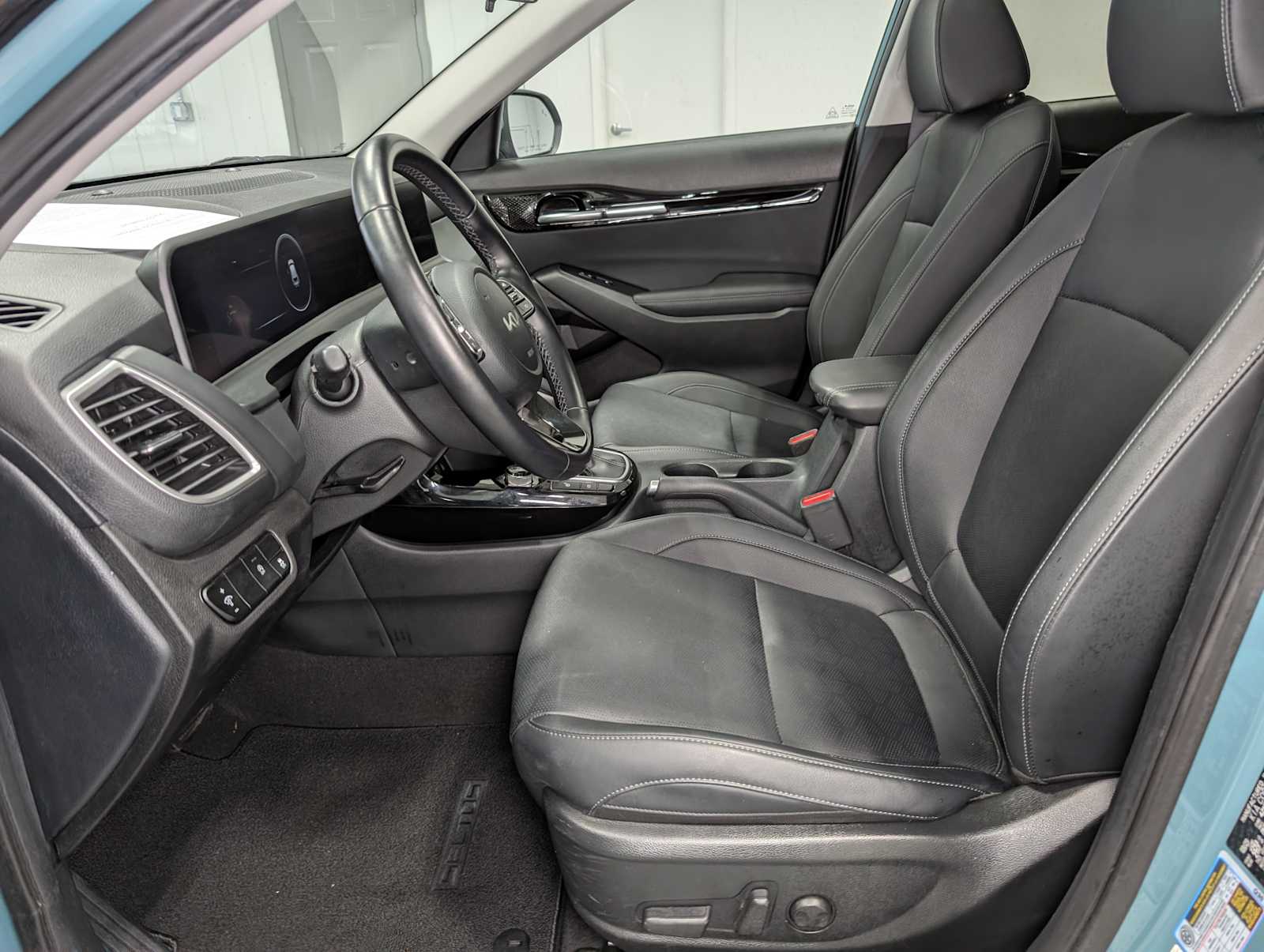 2024 Kia Seltos EX photo 4