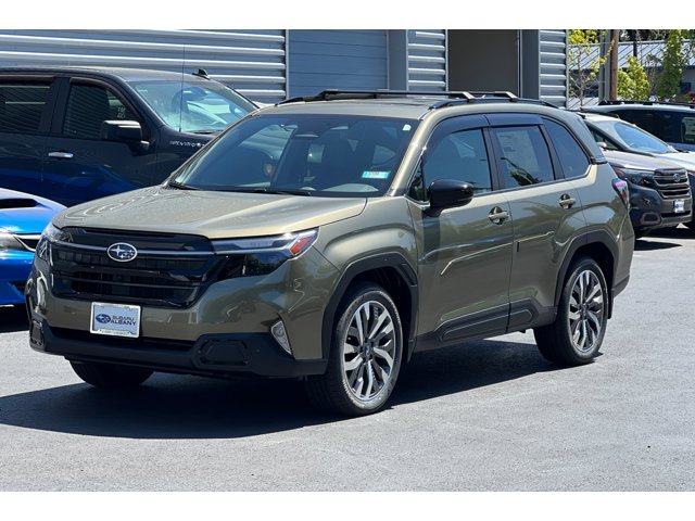 2025 Subaru Forester Touring photo 33