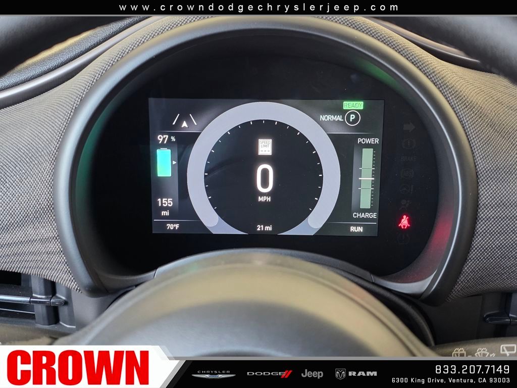 2025 Fiat 500e La Prima photo 19