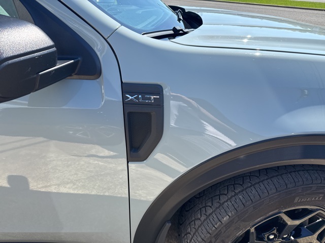 2023 Ford Maverick XLT photo 3