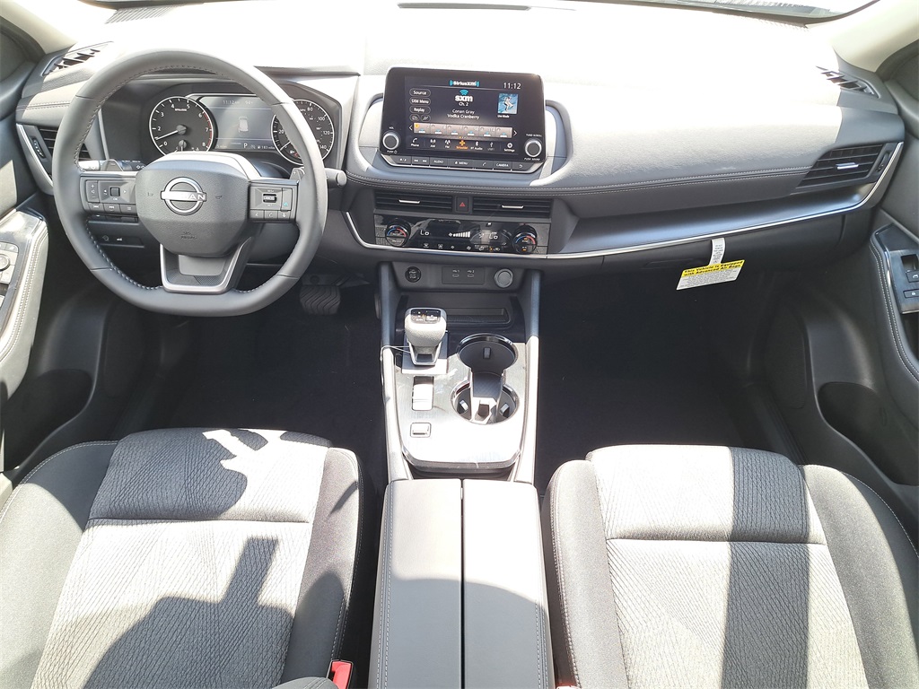 2026 Nissan Rogue SV photo 16