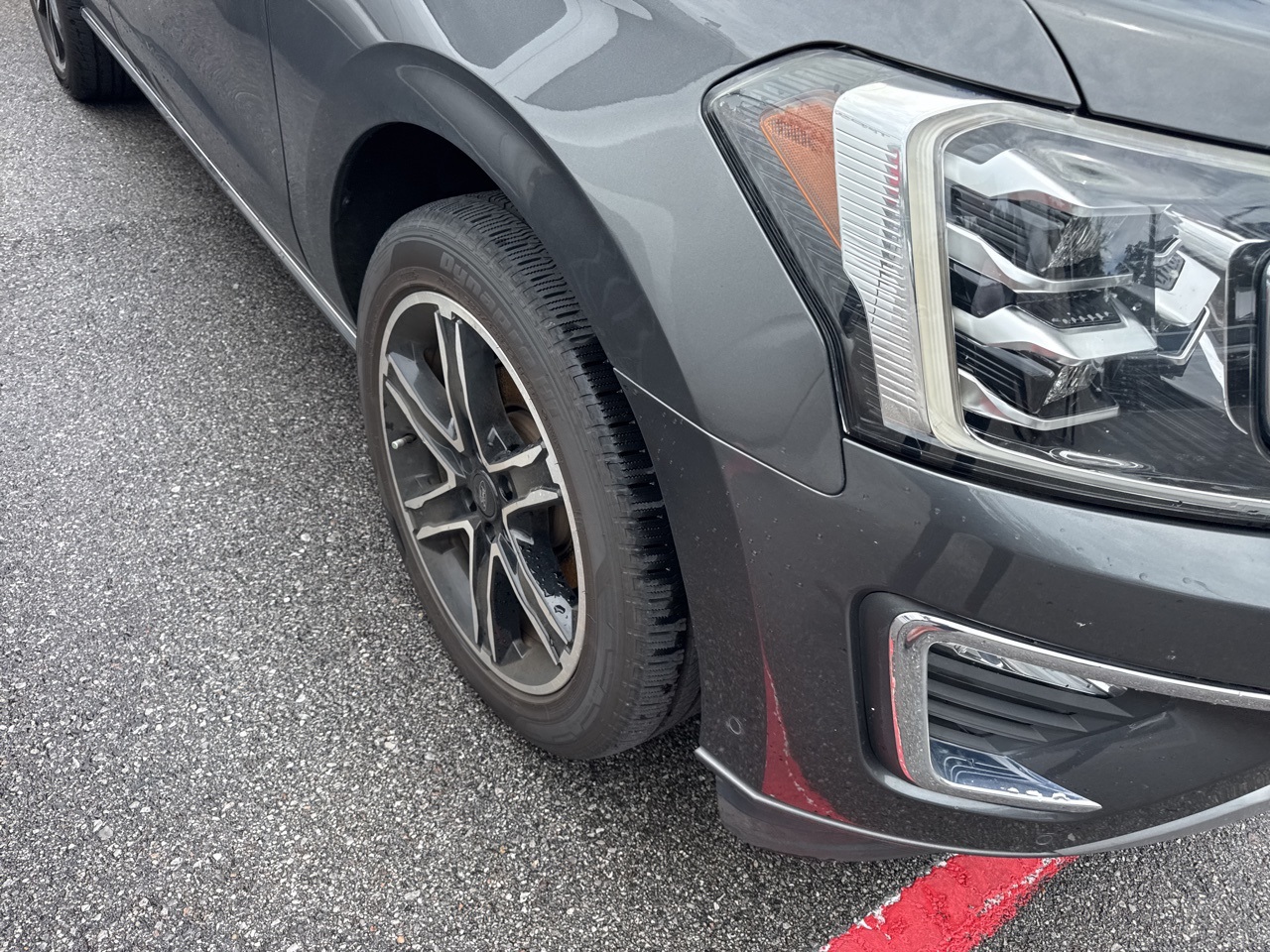 2020 Ford Expedition Limited photo 4