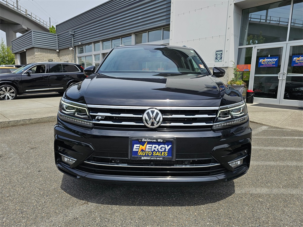 2021 Volkswagen Tiguan SEL Premium R-Line photo 3