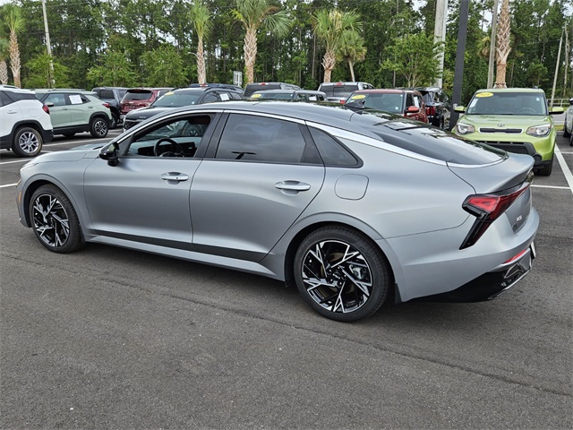 2025 Kia K5 GT-Line photo 4