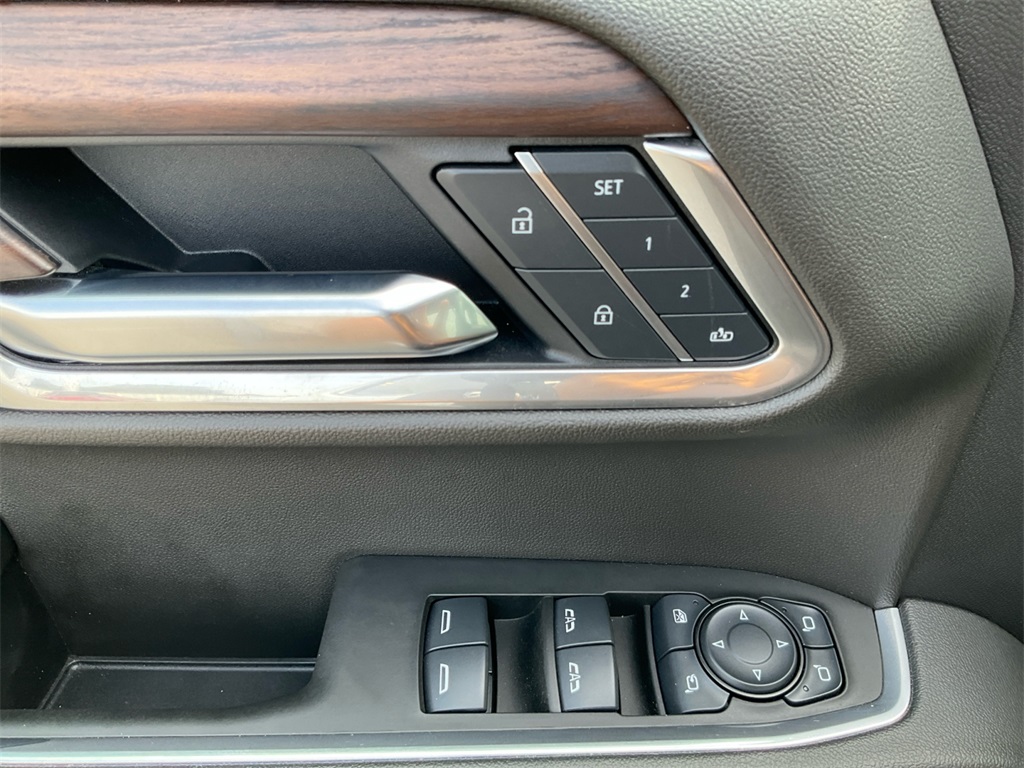 2025 Gmc Sierra 1500 SLT photo 24