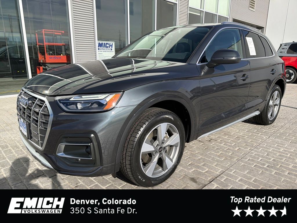 2023 Audi Q5 Premium's photo