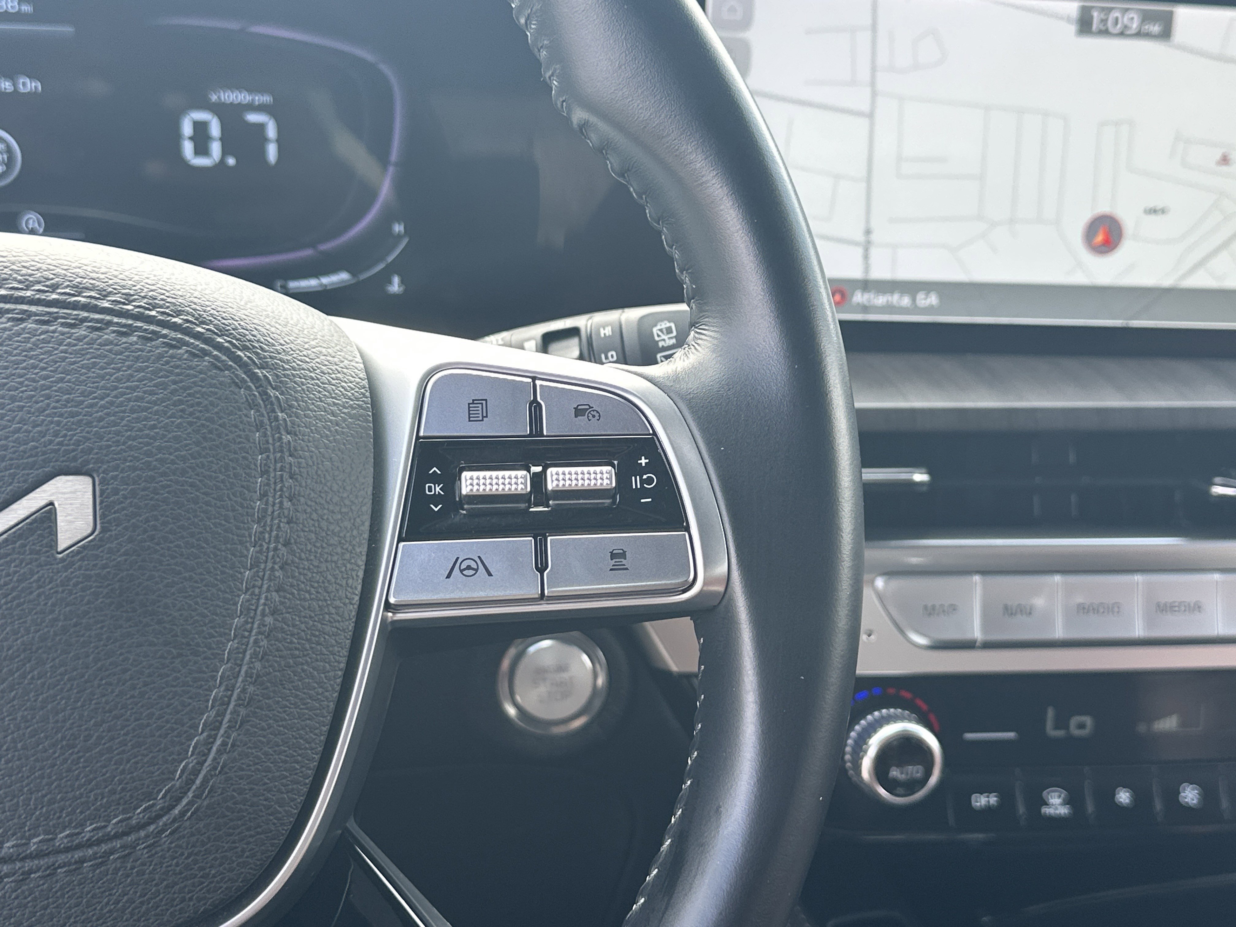 2023 Kia Telluride EX photo 2