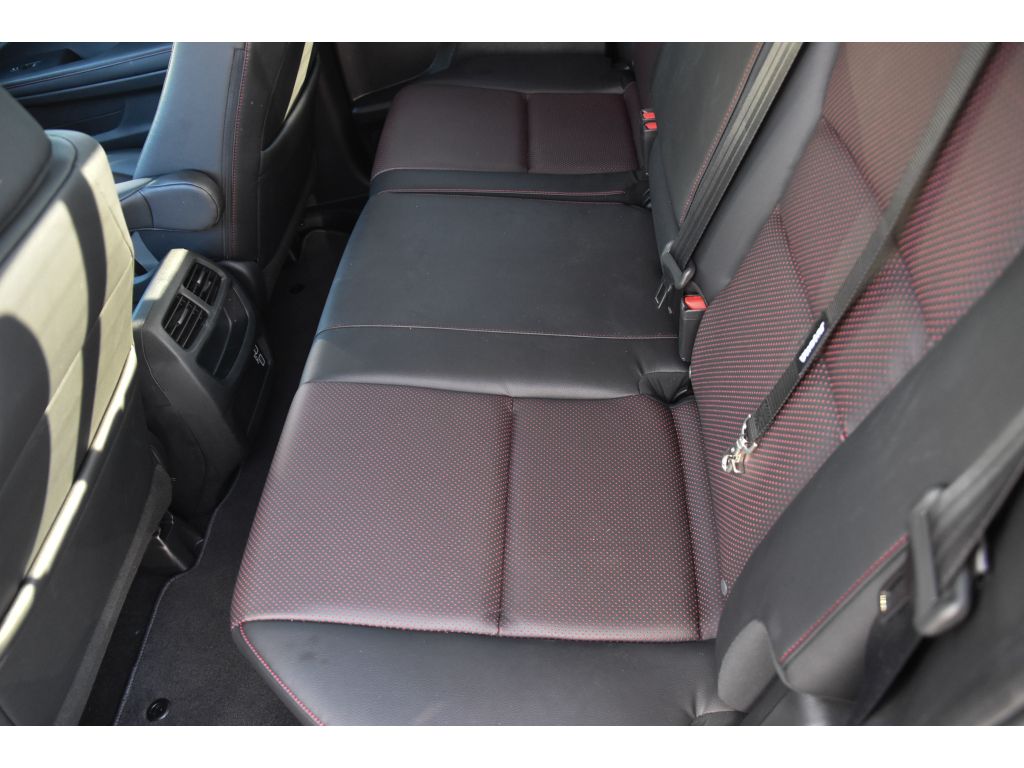 2022 Honda Ridgeline Black Edition photo 11