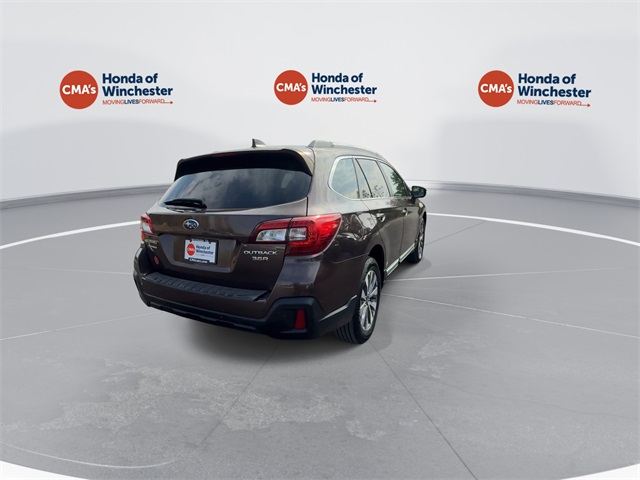 2019 Subaru Outback 3.6R Touring photo 8