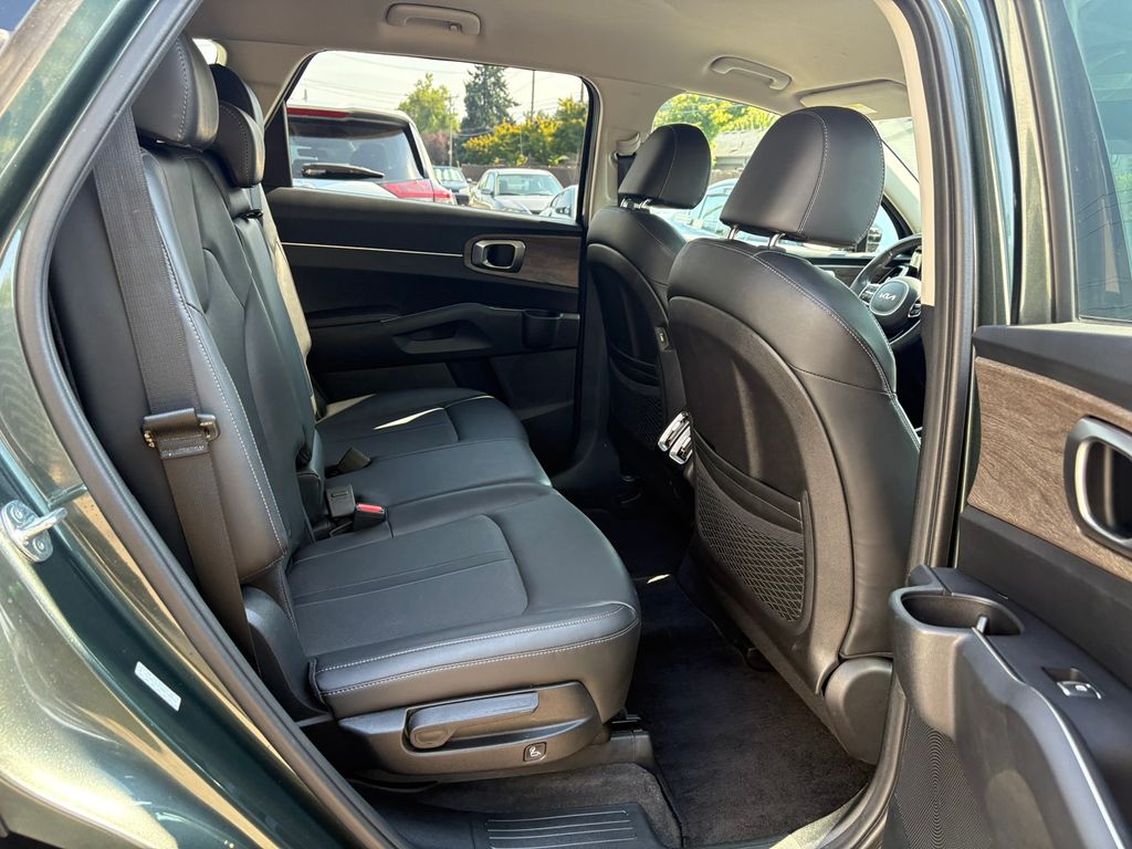 2022 Kia Sorento X-Line S photo 28