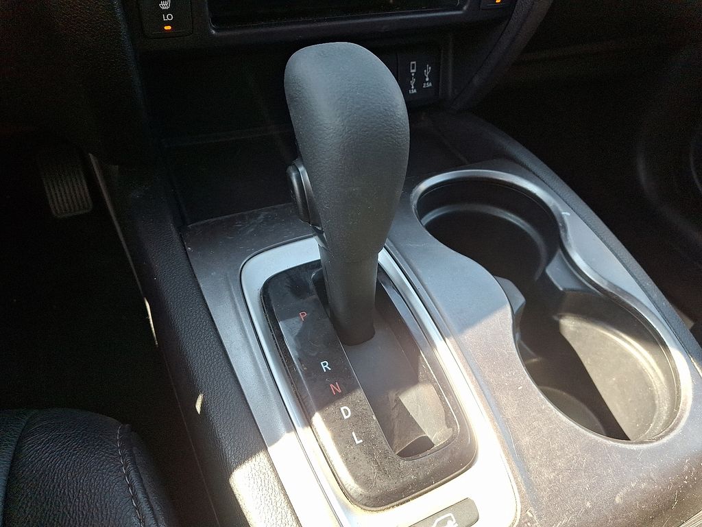 2018 Honda Pilot EX-L photo 16