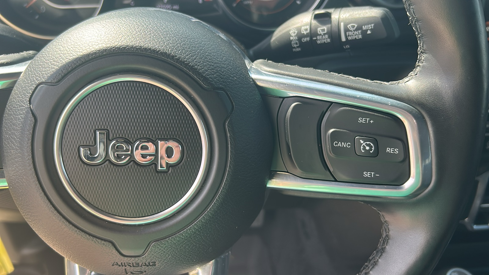 2023 Jeep Wrangler Sahara Altitude photo 18