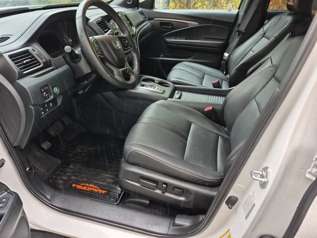 2023 Honda Passport TrailSport photo 13