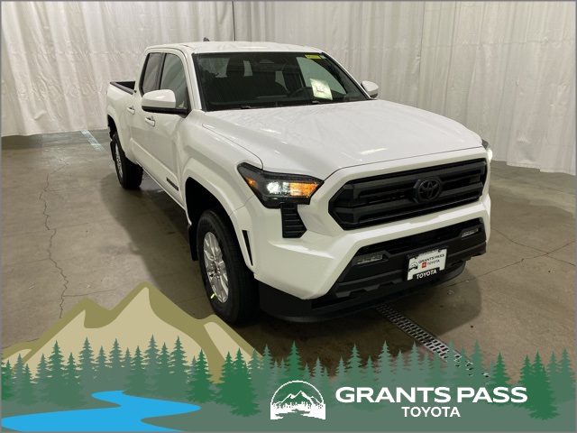 2026 Toyota Tacoma SR5's photo