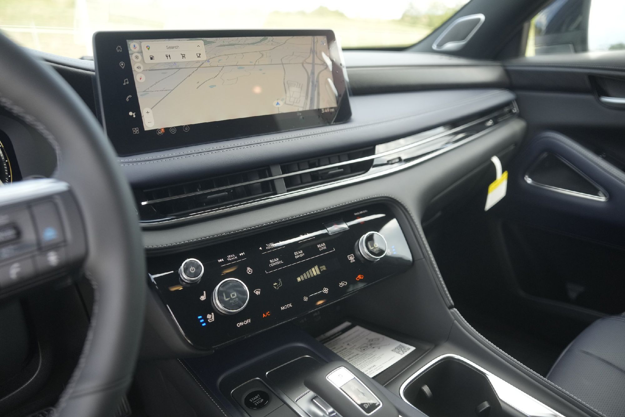 2026 Infiniti QX60 AWD photo 9