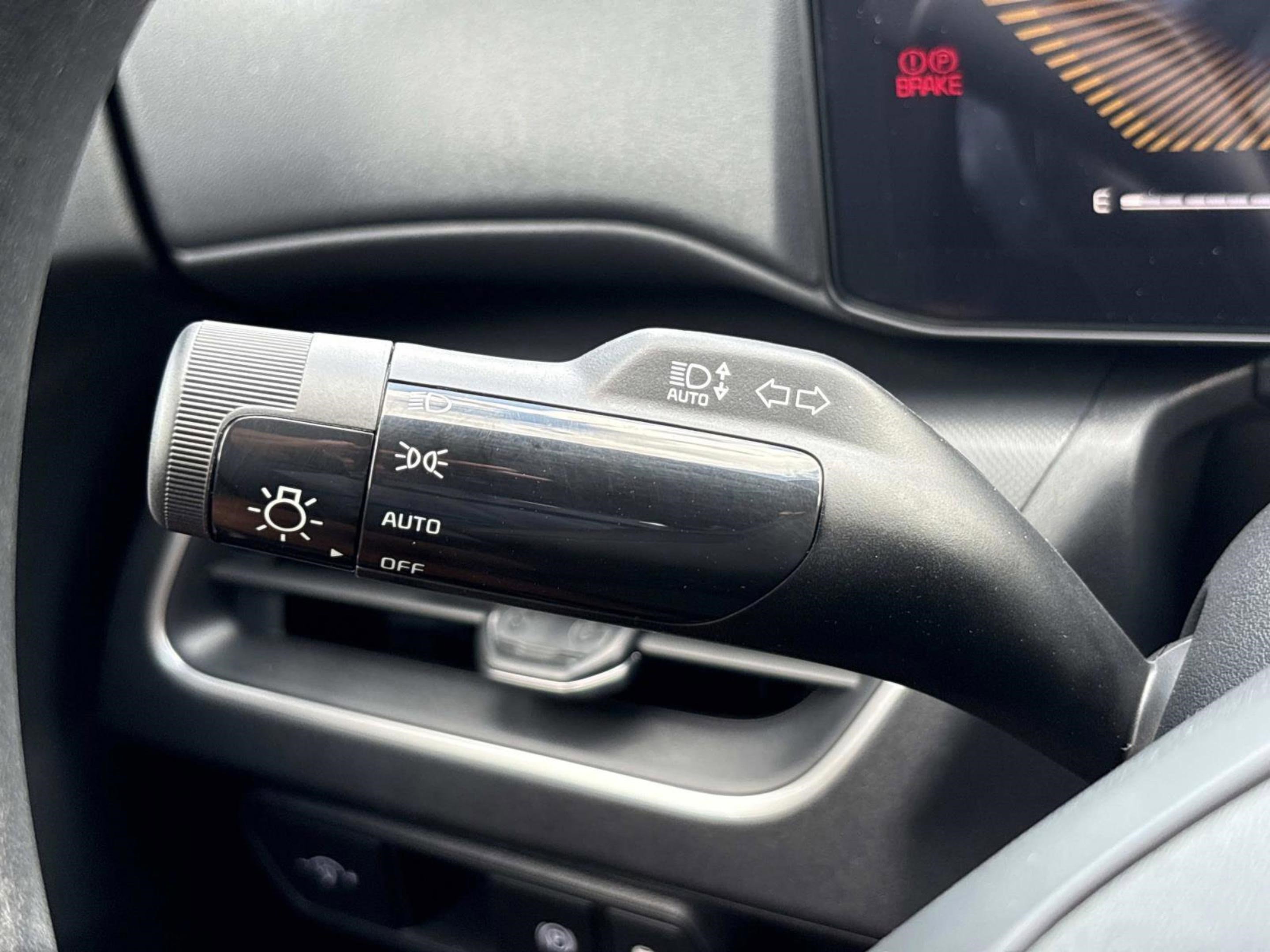 2025 Kia K4 LXS photo 19
