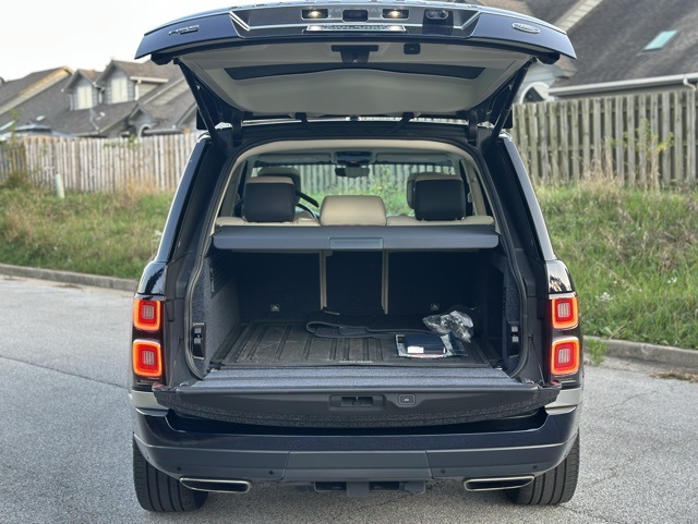 2021 Land Rover Range Rover P525 HSE HSE Westminster Edition photo 8