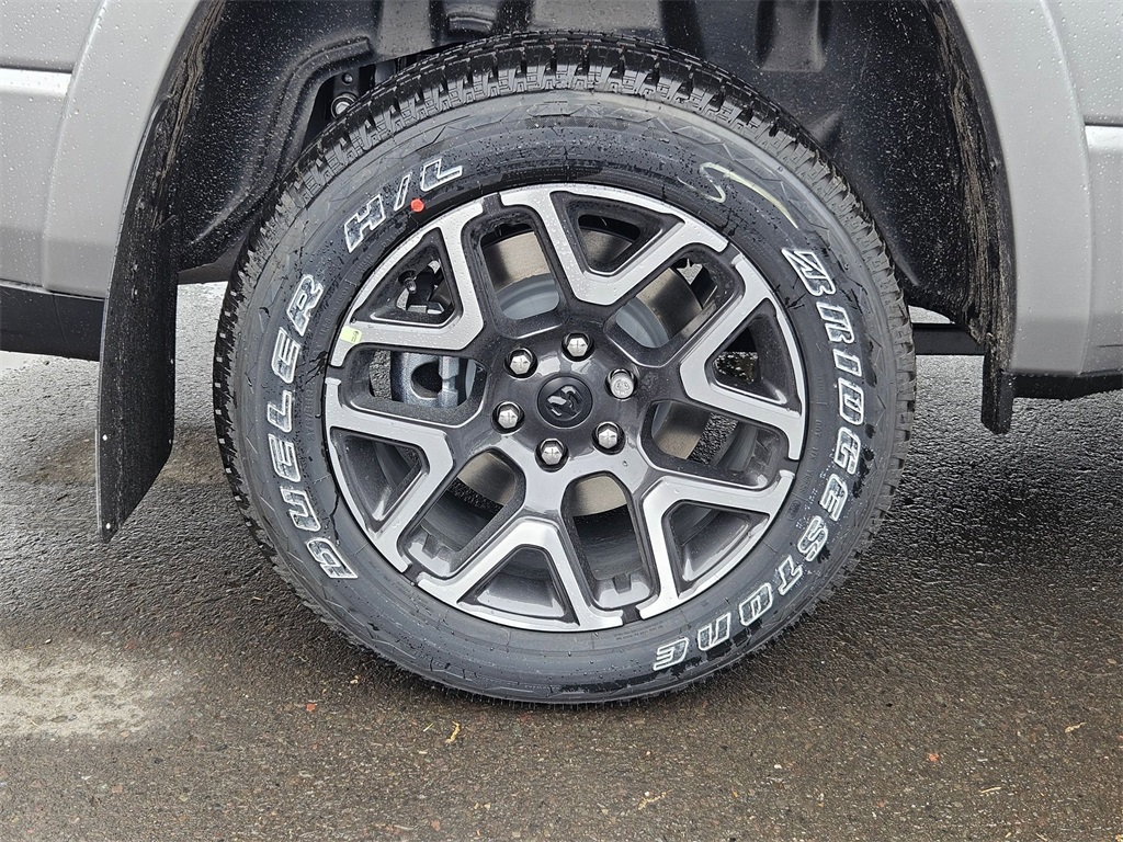 New 2025 Billet Silver Metallic Clear-Coat Exterior Paint RAM Laramie image 9