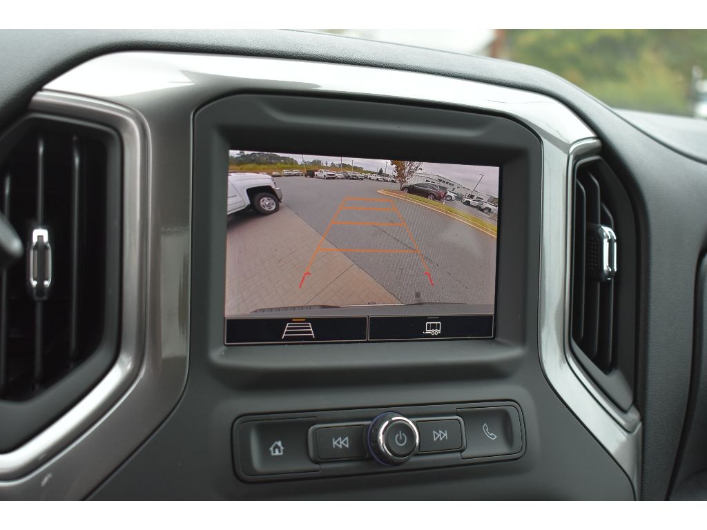 2025 Chevrolet Silverado 1500 Custom photo 21