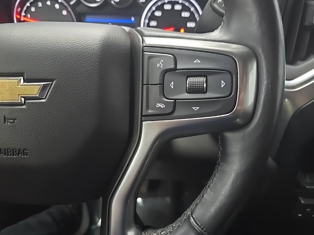 2020 Chevrolet Silverado 1500 LT photo 19