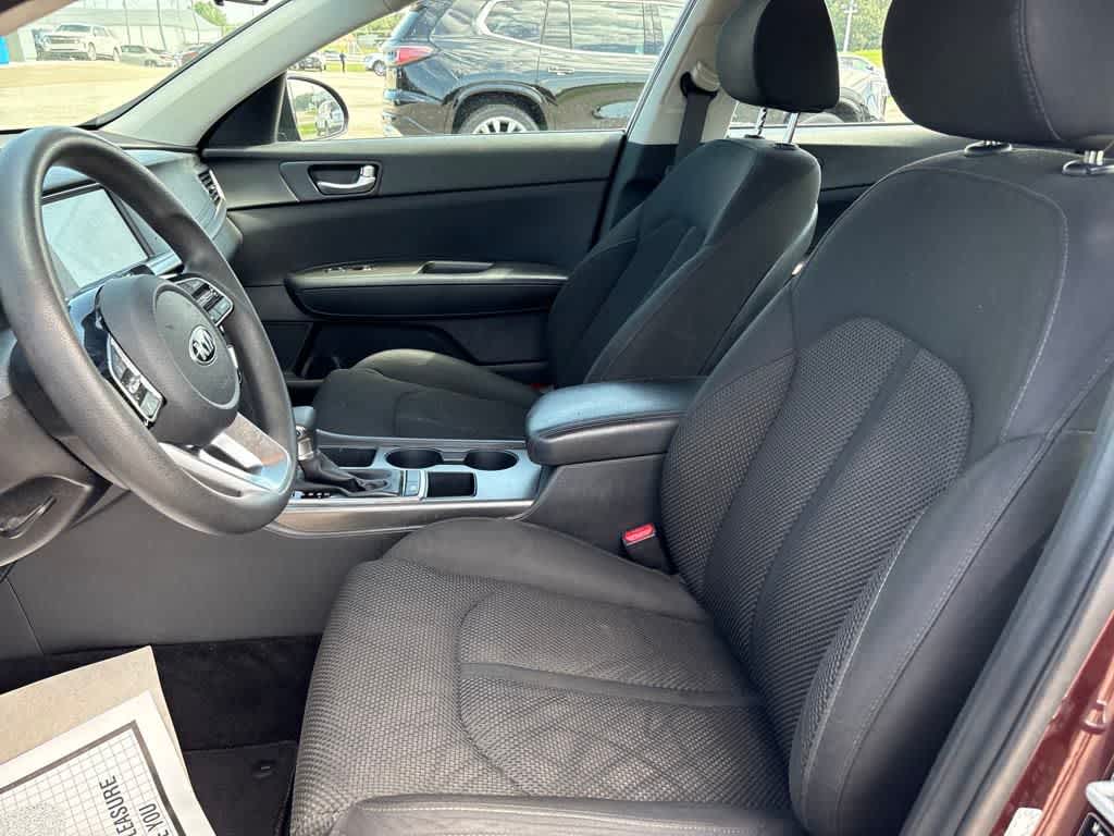 2020 Kia Optima LX photo 11