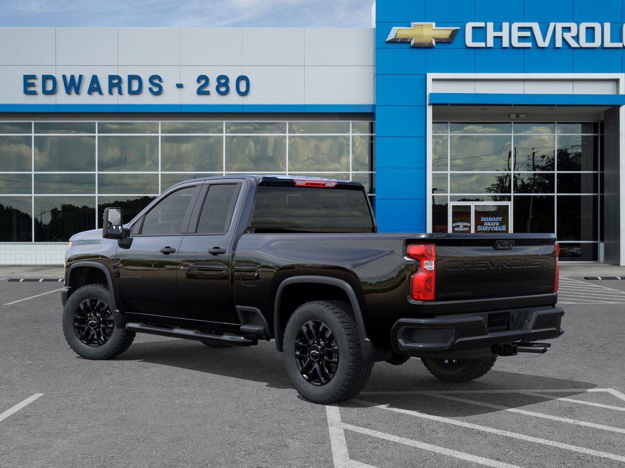 2026 Chevrolet Silverado 2500HD Custom photo 2