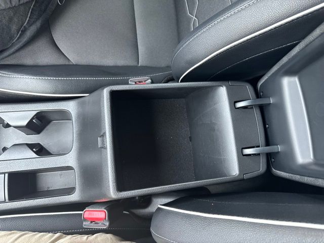 2024 Kia Forte GT-Line photo 28