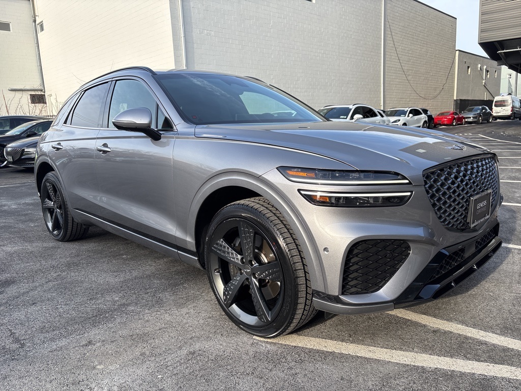 2023 GENESIS GV70 Standard's photo