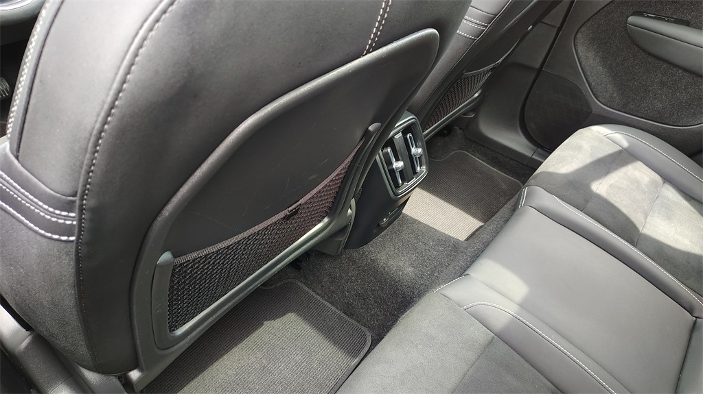 2023 Volvo XC40 Recharge Ultimate photo 29