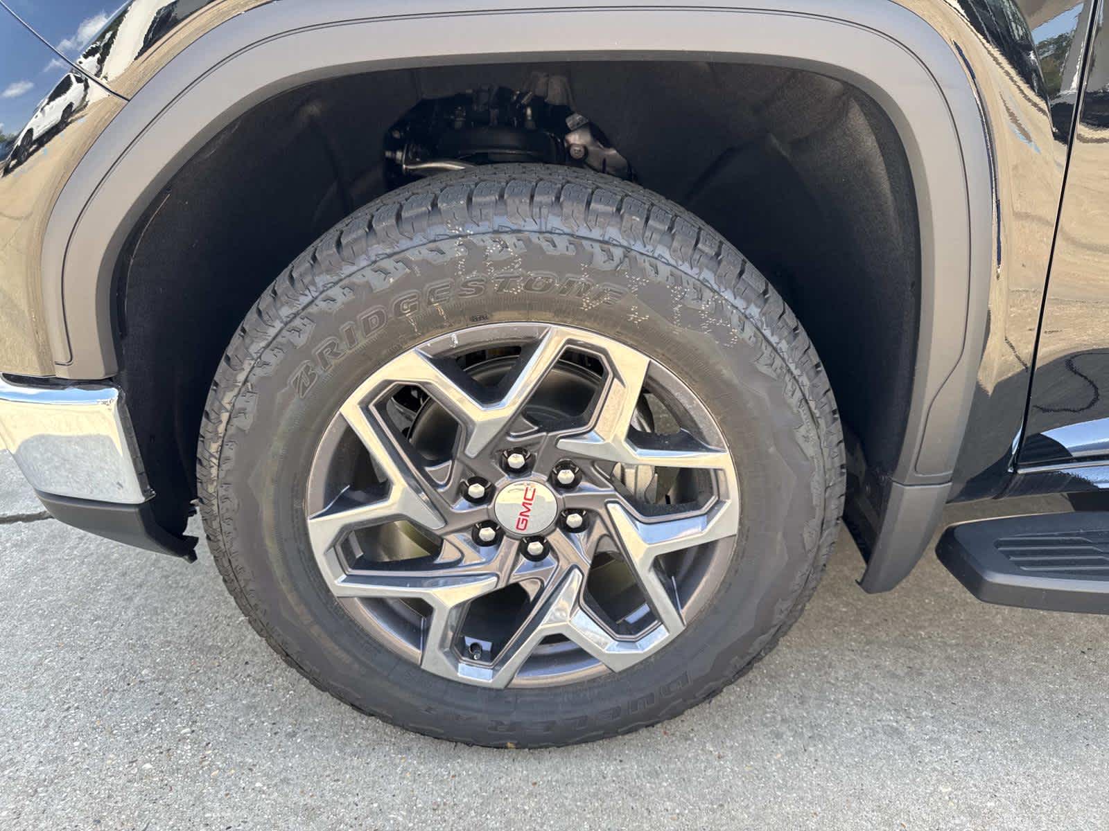 2026 Gmc Sierra 1500 SLT photo 4