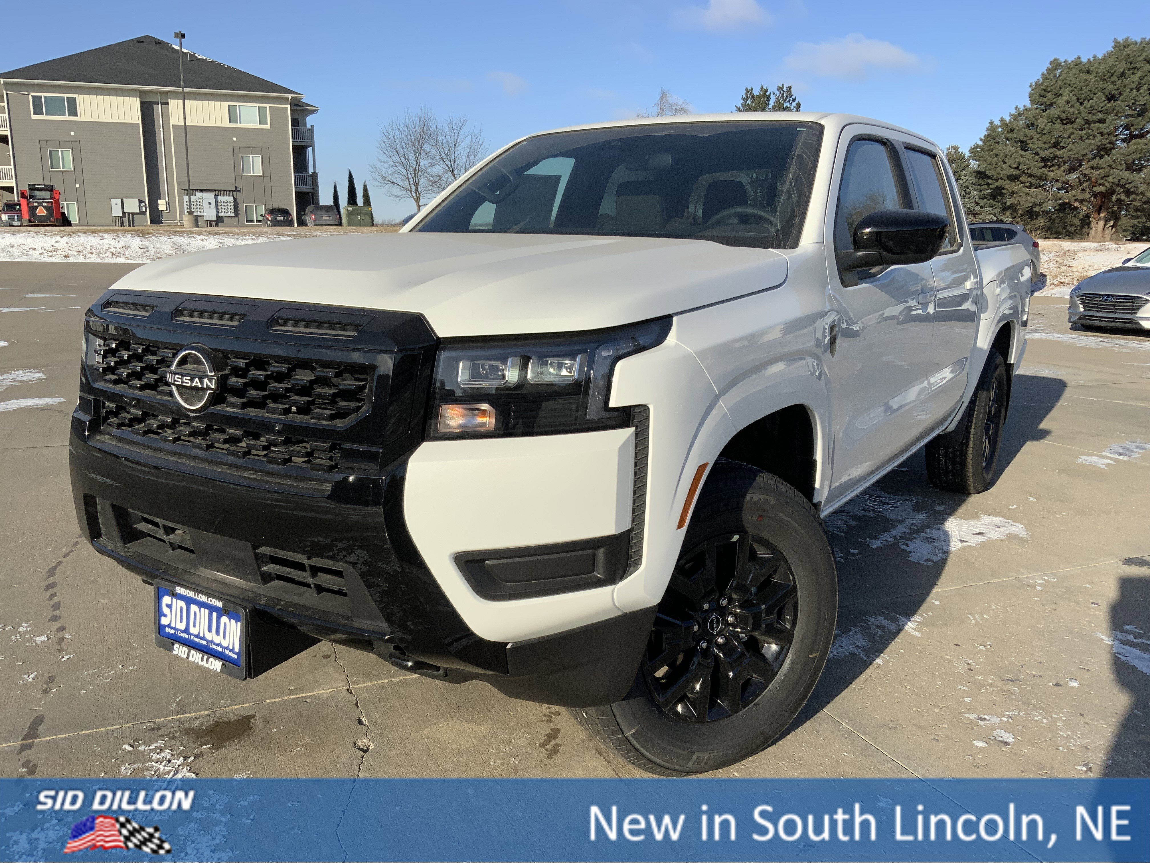 2026 Nissan Frontier SV's photo