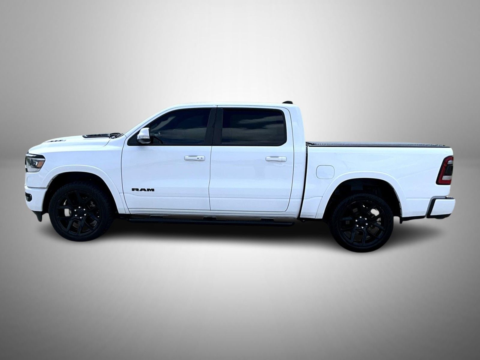 2020 Ram 1500 Laramie photo 8