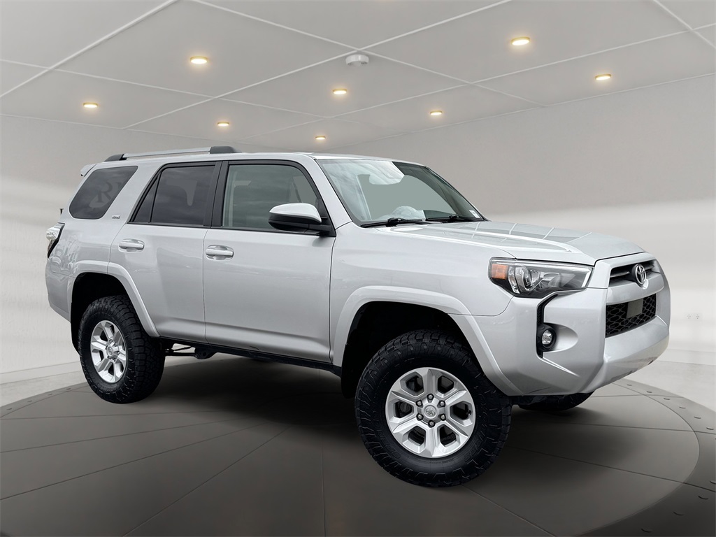 2024 Toyota 4Runner SR5's photo