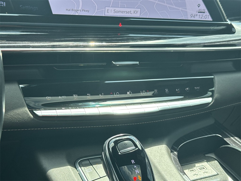 2023 Cadillac Escalade Sport photo 23
