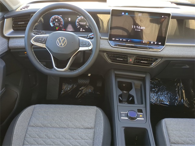 2025 Volkswagen Tiguan S photo 12